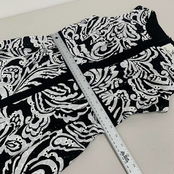 Anthropologie Tabitha Sheath Dress Floral Size 8 Black White Eyelet Cotton - Picture 6 of 13